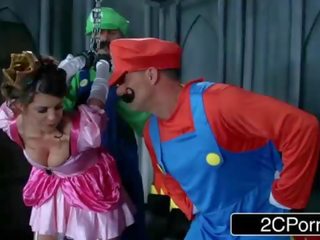 Jerk That Joy Stick: great Mario Bros Get Busy With Princess Brooklyn Chase
