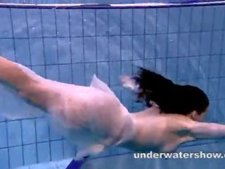 Andrea vids ładny ciało podwodne