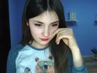 Kasandra mils gets udan and lascivious on sexychatcam.com